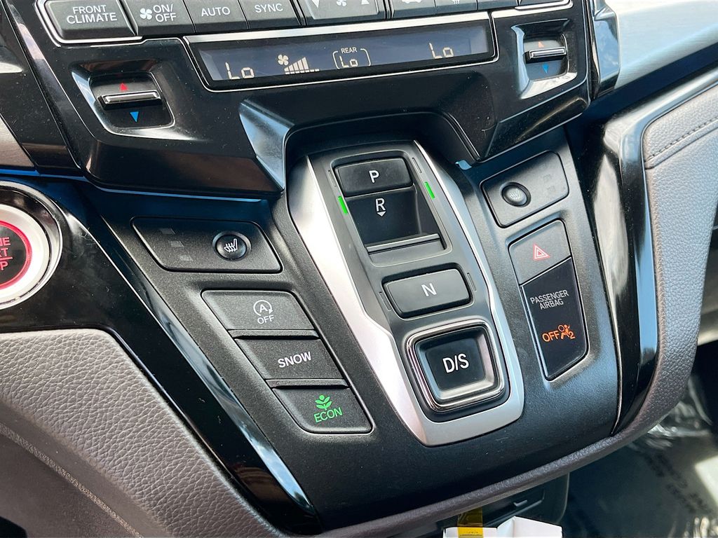 Used 2023 Silver Honda Touring image 17