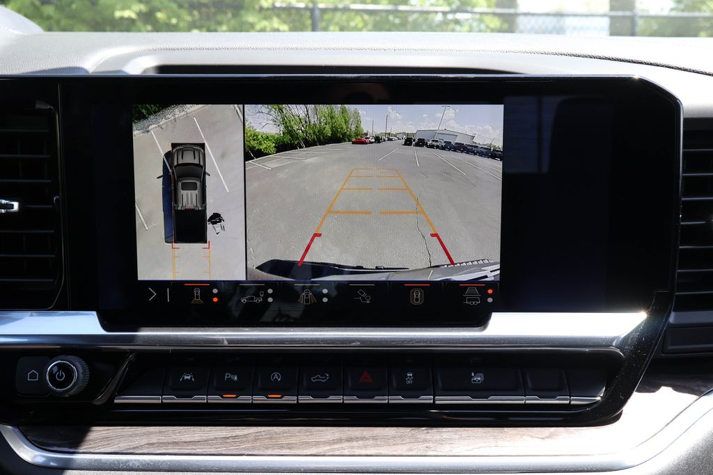 2025 Chevrolet Silverado 1500 LTZ 19