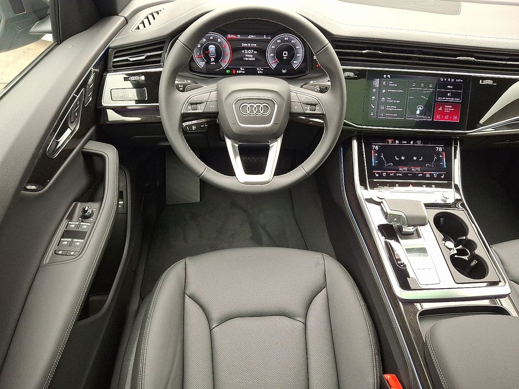 Thumbnail: 2026 Audi Q8 - 7