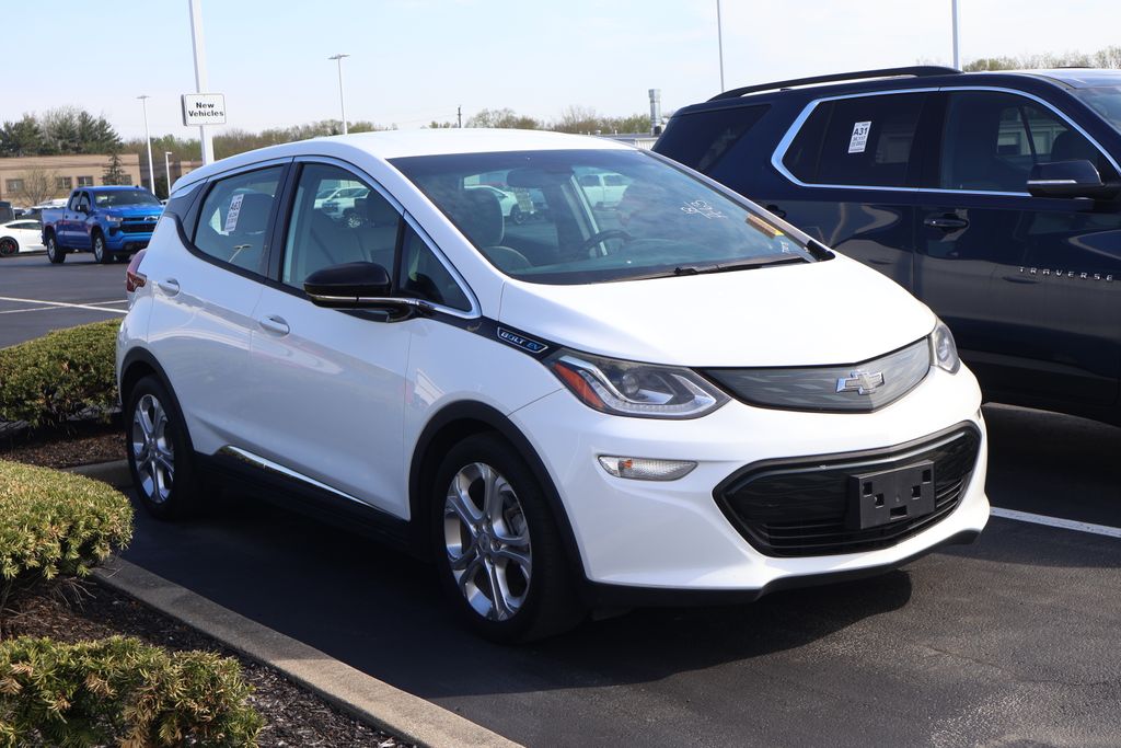 Thumbnail: 2018 Chevrolet Bolt EV - 3
