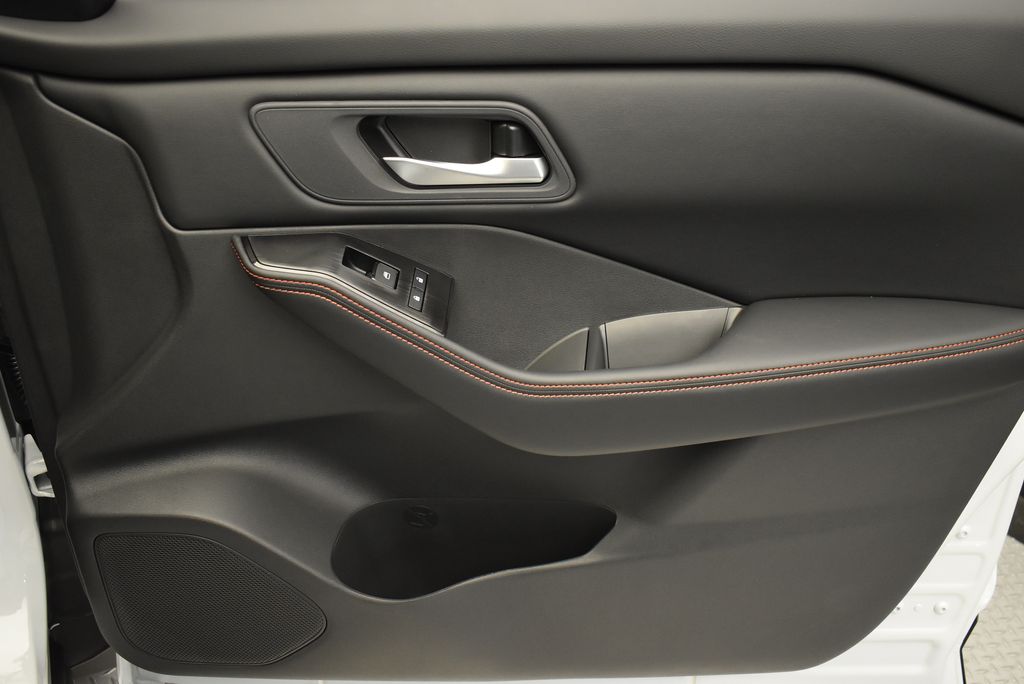 Thumbnail: 2026 Nissan Rogue - 22