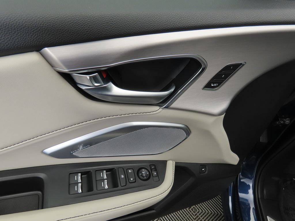 Thumbnail: 2026 Acura RDX - 23