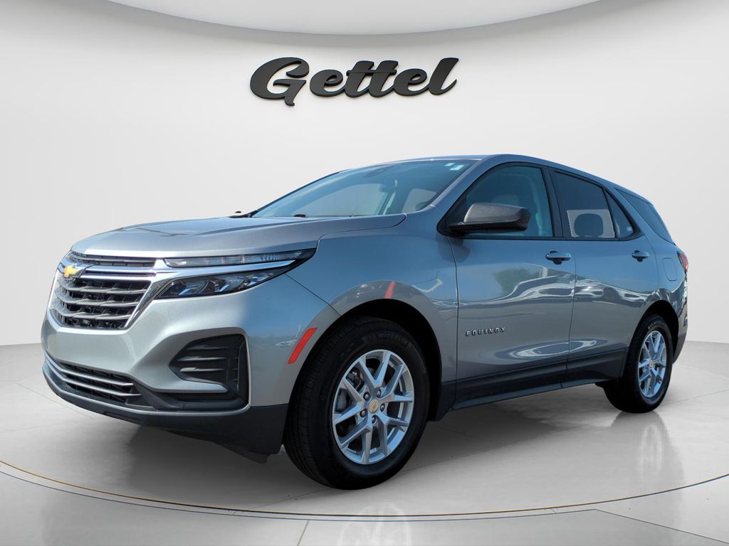 2023 Chevrolet Equinox LS
