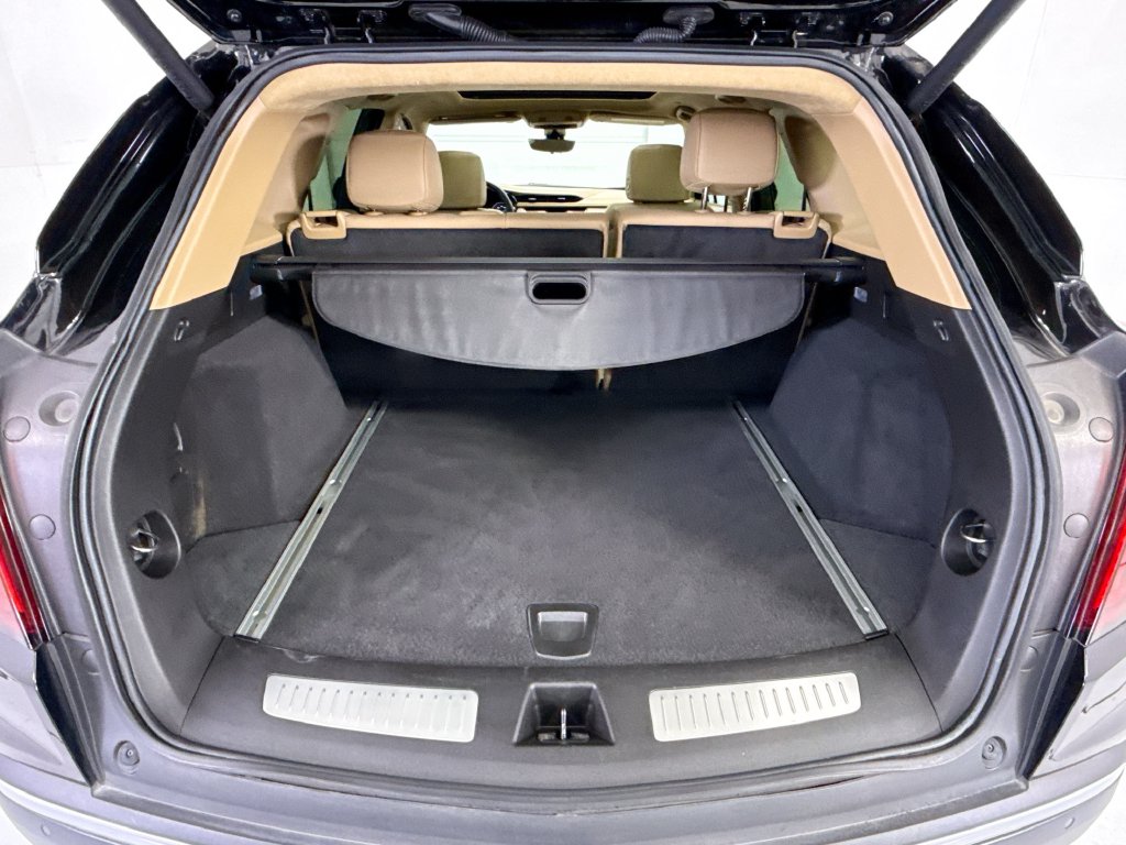 Thumbnail: 2024 Cadillac XT5 - 26