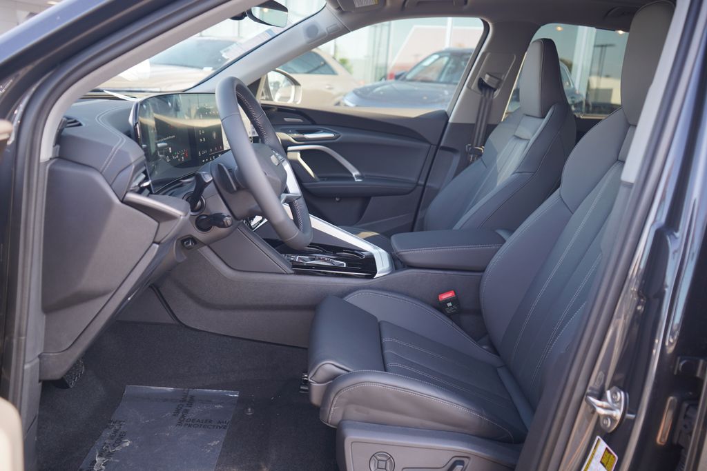 Thumbnail: 2025 Audi Q5 - 6