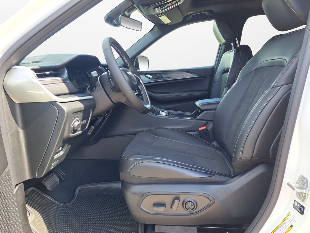 New Car 2025 Jeep Grand Cherokee L  Altitude X For Sale Under $50,000 In Austin, Texas
