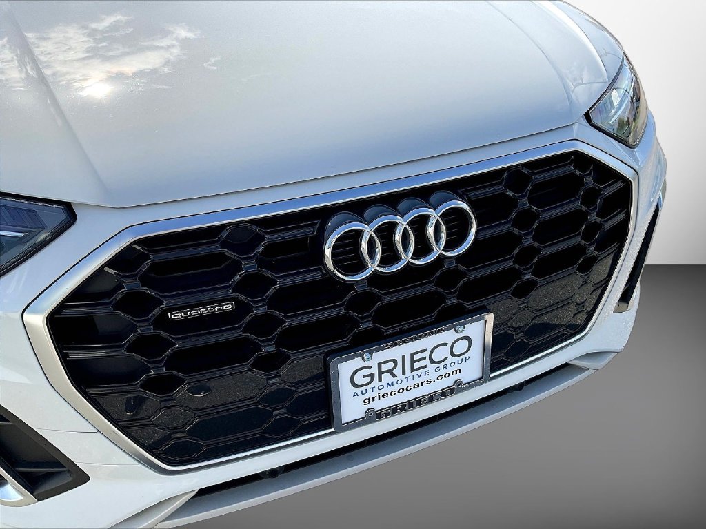 2023 Audi Q5 45 S line Premium Glacier White - Grieco Acura - Image 33