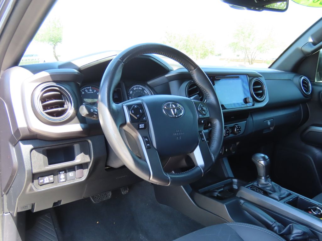 2018 Toyota Tacoma Limited 9