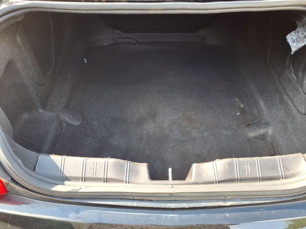 Used 2022 Black Chevrolet 1LT image 8