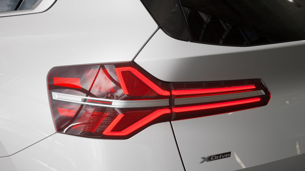 2025 BMW X3 3.0i 8