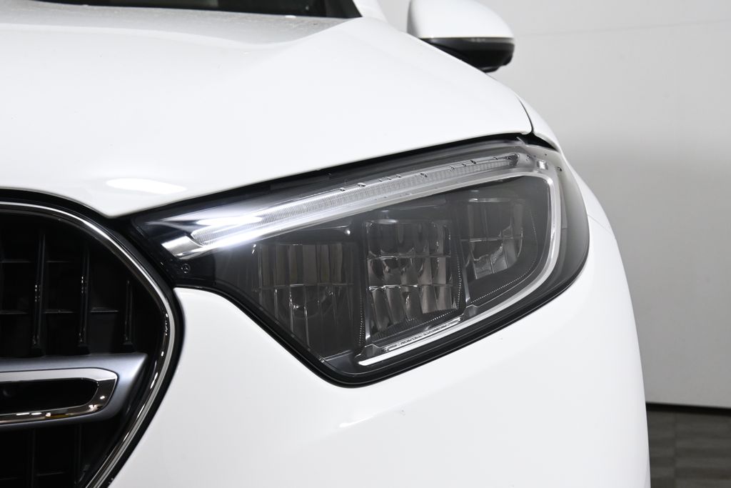 Thumbnail: 2026 Mercedes-Benz GLC - 11