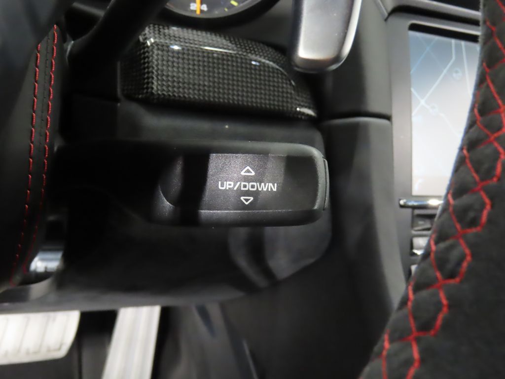 Thumbnail: 2014 Porsche 911 - 24