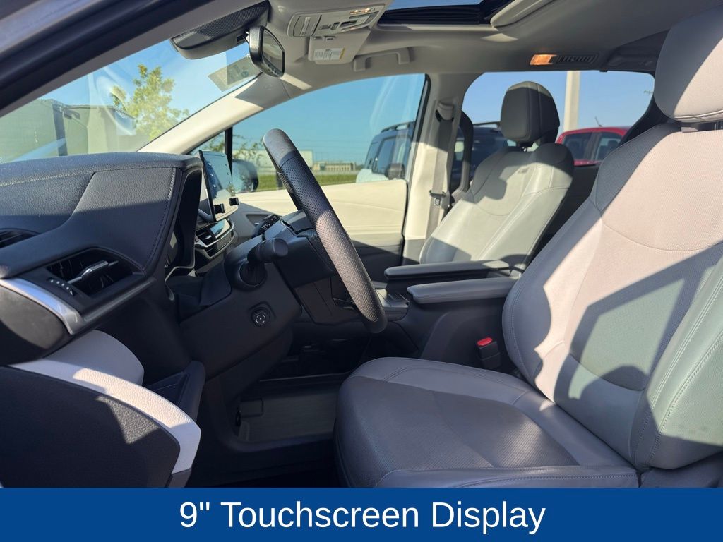 2021 Toyota Sienna Limited 7-Passenger