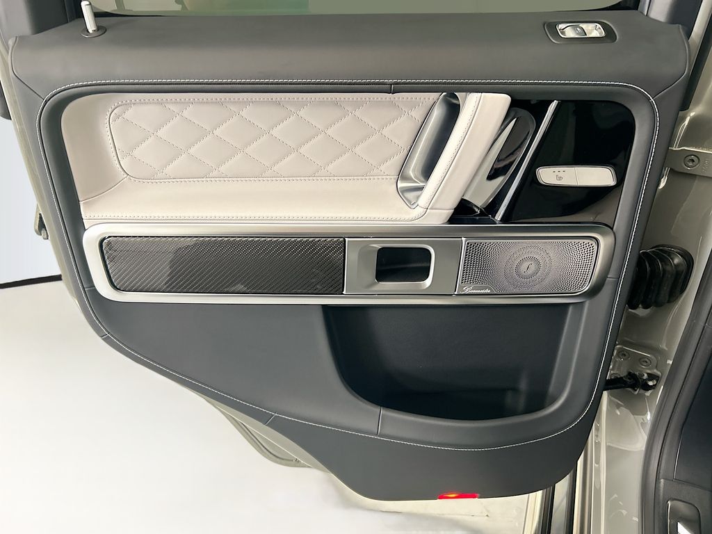 Thumbnail: 2026 Mercedes-Benz G-Class - 25