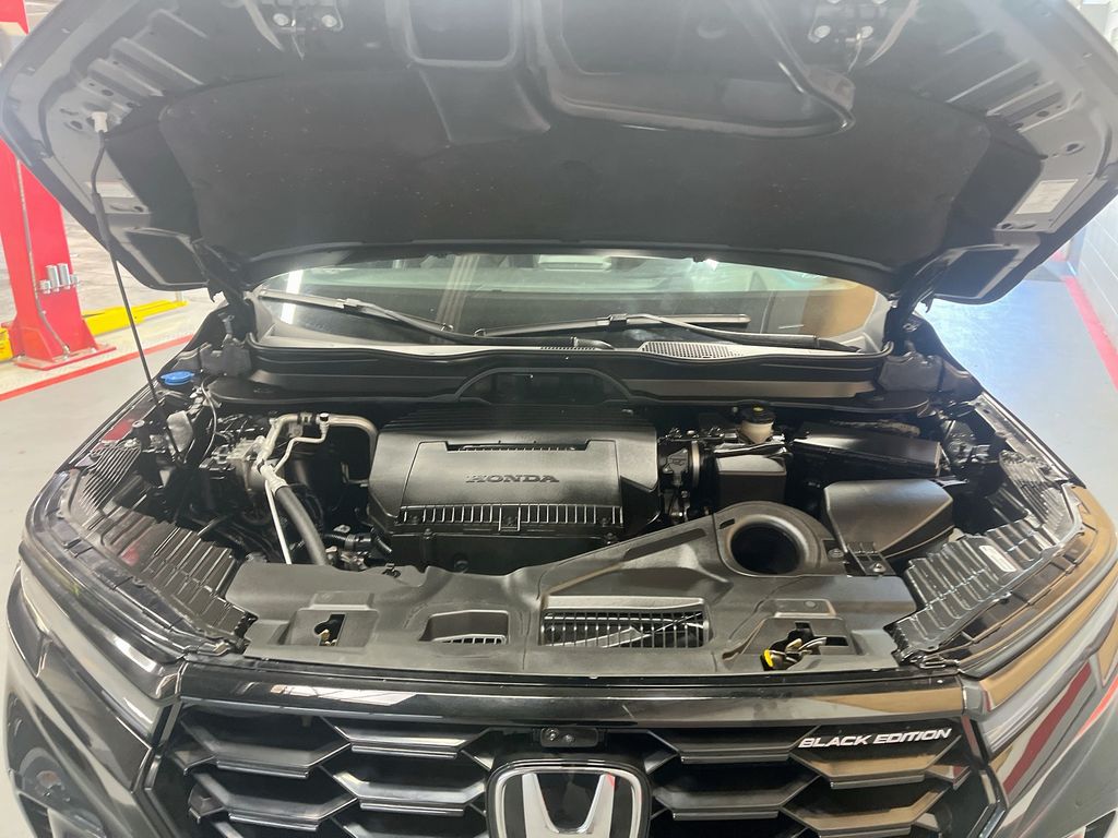 Used 2025 Black Metallic Honda Black Edition image 33