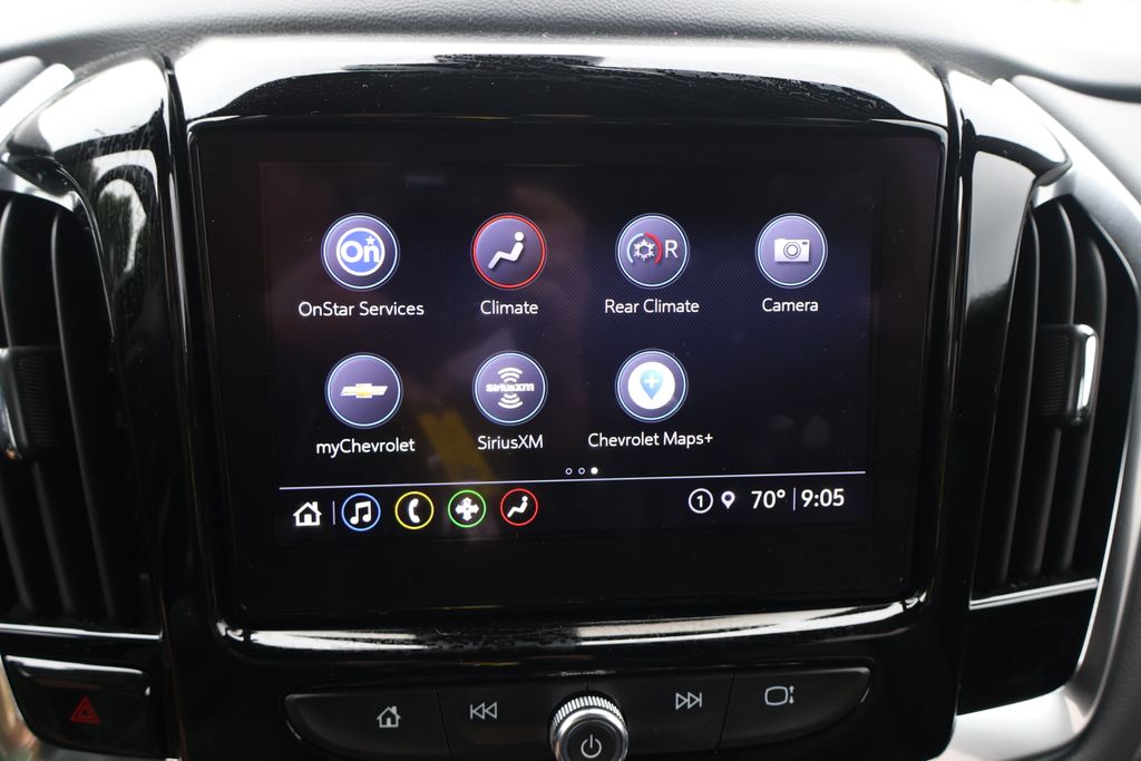 Thumbnail: 2023 Chevrolet Traverse - 24