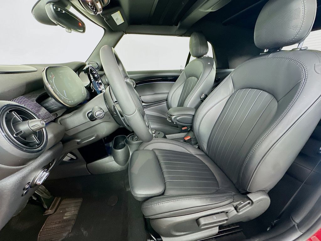 Thumbnail: 2023 MINI Cooper - 21