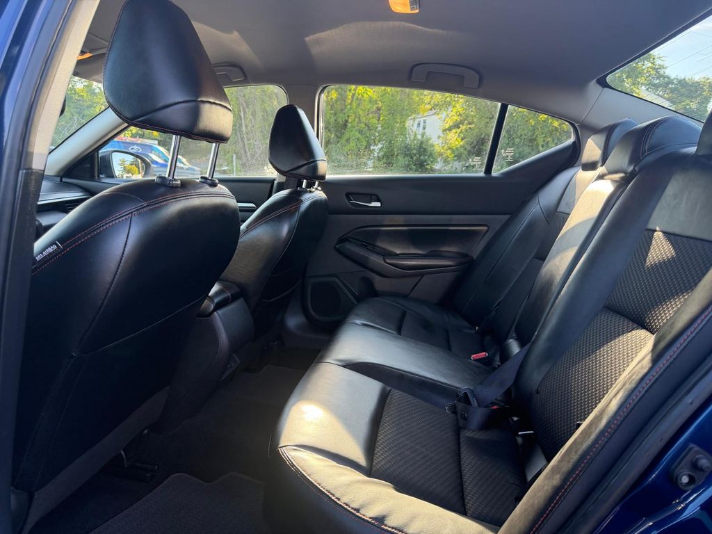 Used 2024 Nissan Altima Sedan