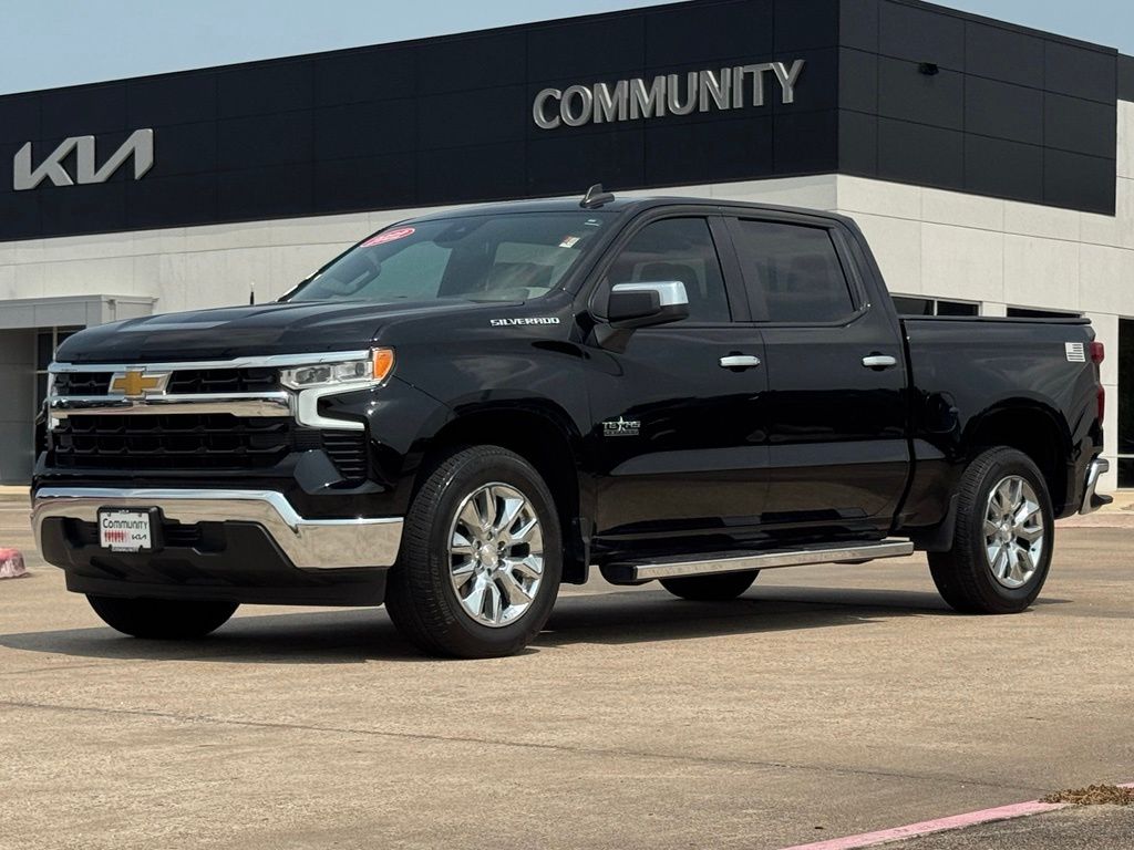 2022 Chevrolet Silverado 1500 LT - 0