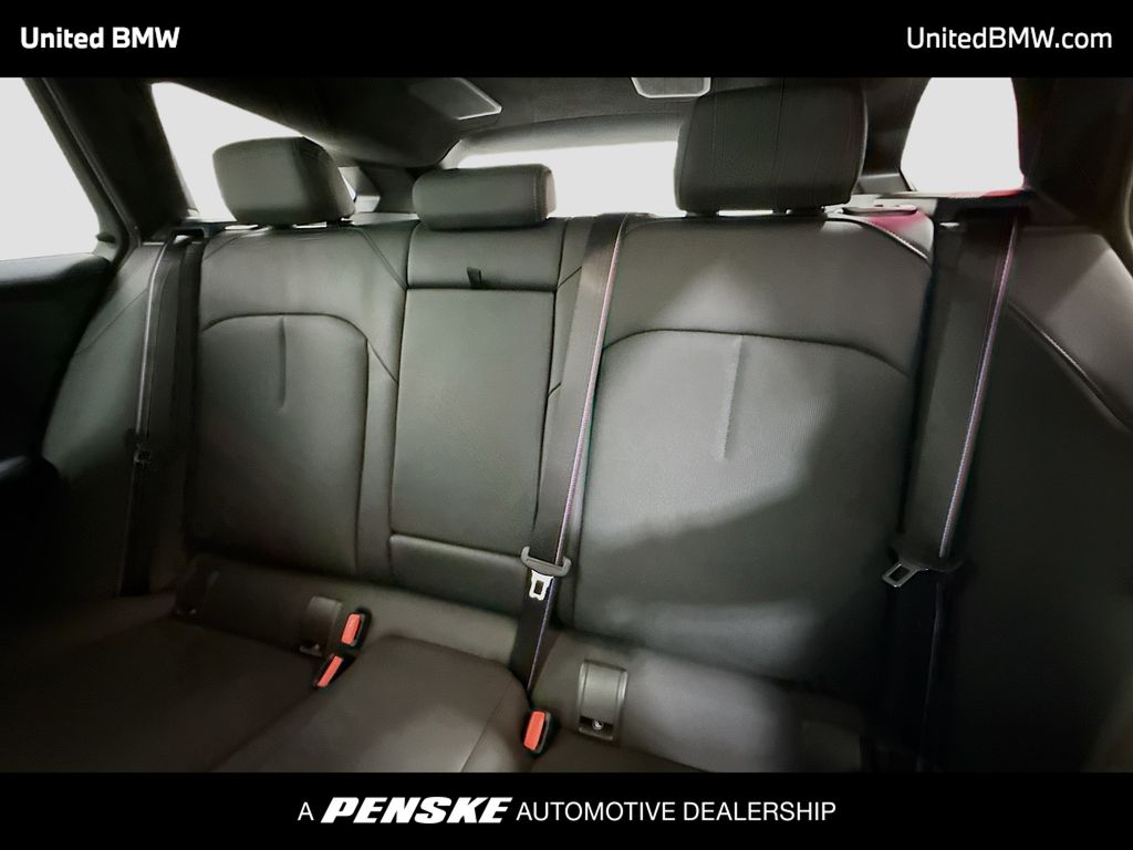 Thumbnail: 2026 BMW M5 - 13