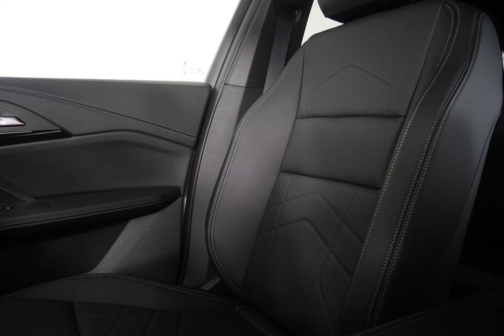 Thumbnail: 2026 BMW X1 - 23