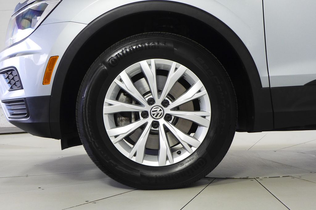 Thumbnail: 2019 Volkswagen Tiguan - 5