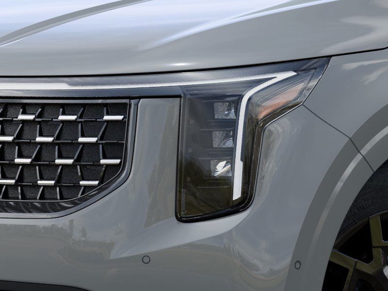 New 2026 Silver Kia SX Hybrid image 10