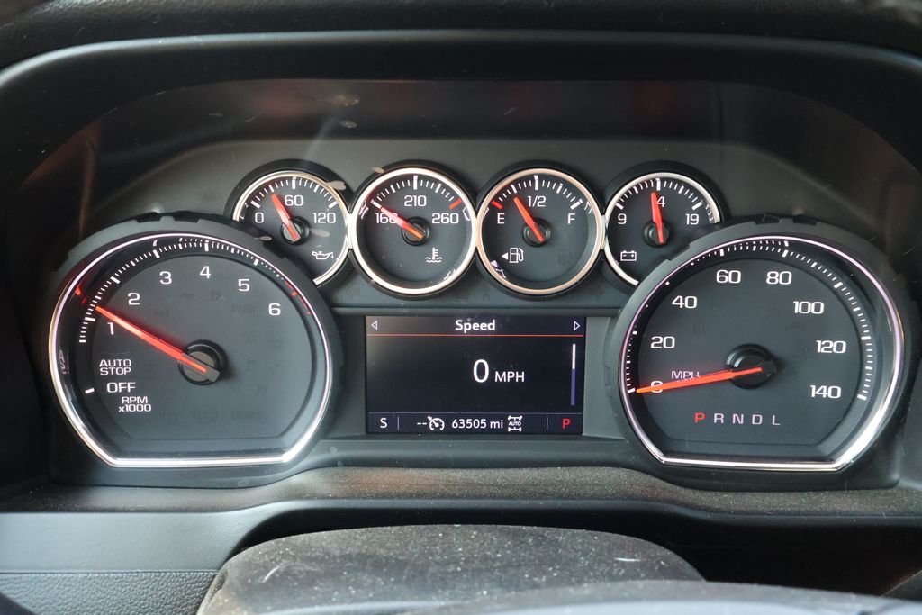 Thumbnail: 2019 Chevrolet Silverado 1500 - 18