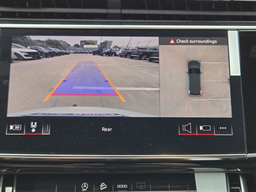 new 2025 Audi Q7 car, priced at $78,895