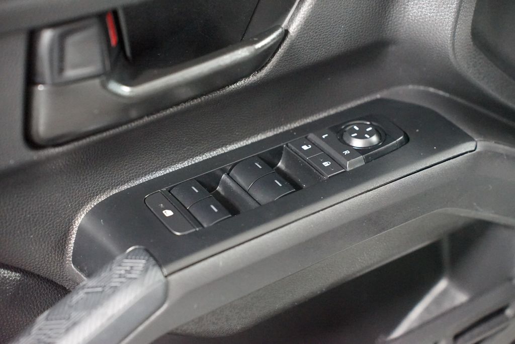 Thumbnail: 2024 Toyota Tacoma - 32