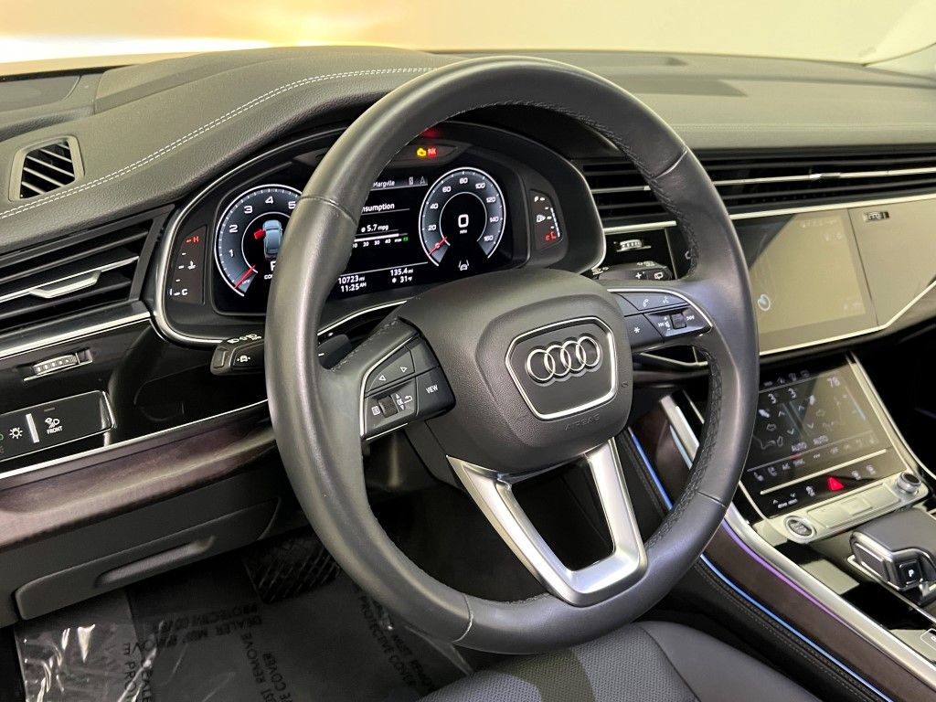 Thumbnail: 2023 Audi Q7 - 27