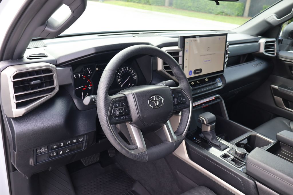 Thumbnail: 2025 Toyota Tundra - 15