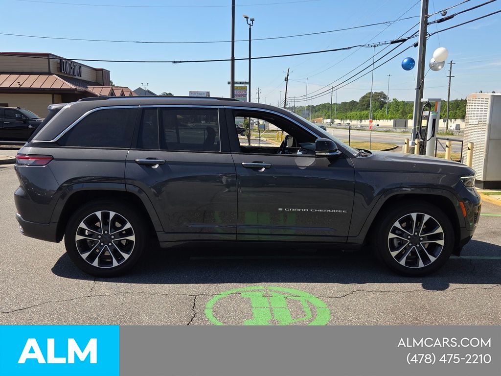 Used 2023 Gray Jeep Overland 4xe image 16