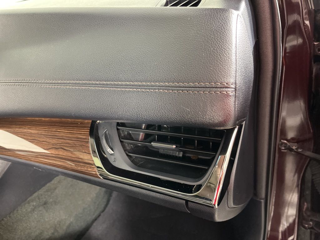 Thumbnail: 2013 Toyota Avalon - 10