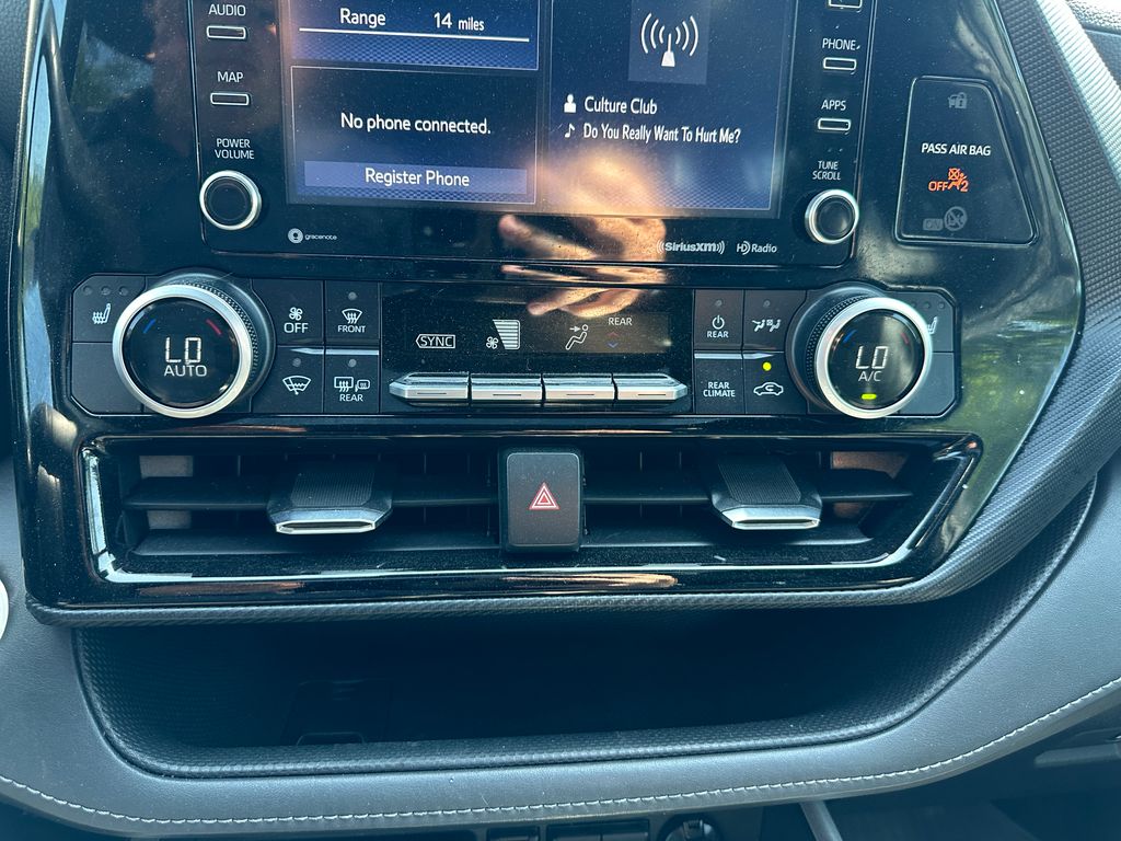 2021 Toyota Highlander XSE