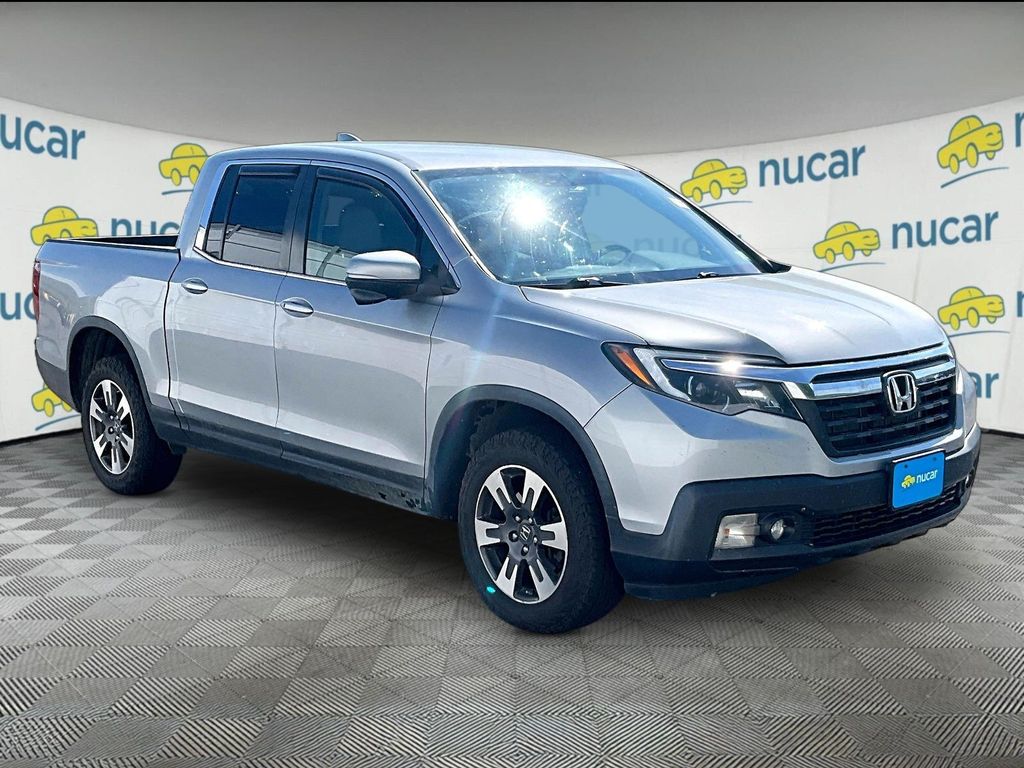 Gray 2018 Honda Ridgeline Pickup Truck All-Wheel Drive 6-Speed Automatic