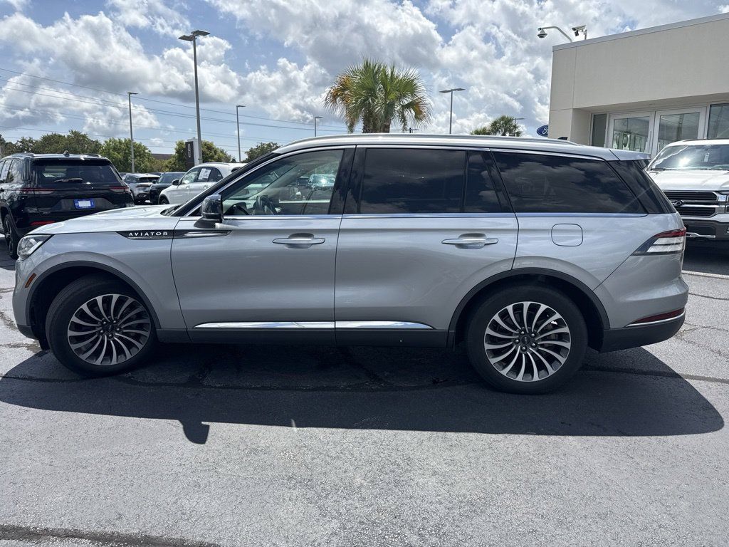 2023 Lincoln Aviator Standard