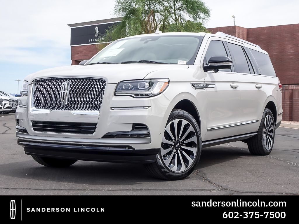 Ceramic Pearl Metallic Tri-Coat 2024 Lincoln Navigator L Reserve 4WD SUV / Crossover Four-Wheel Drive Automatic