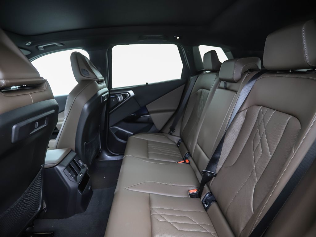 Thumbnail: 2026 BMW X3 - 21