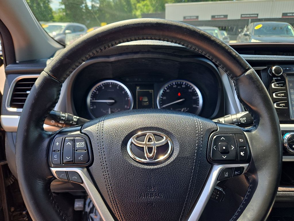 2017 Toyota Highlander