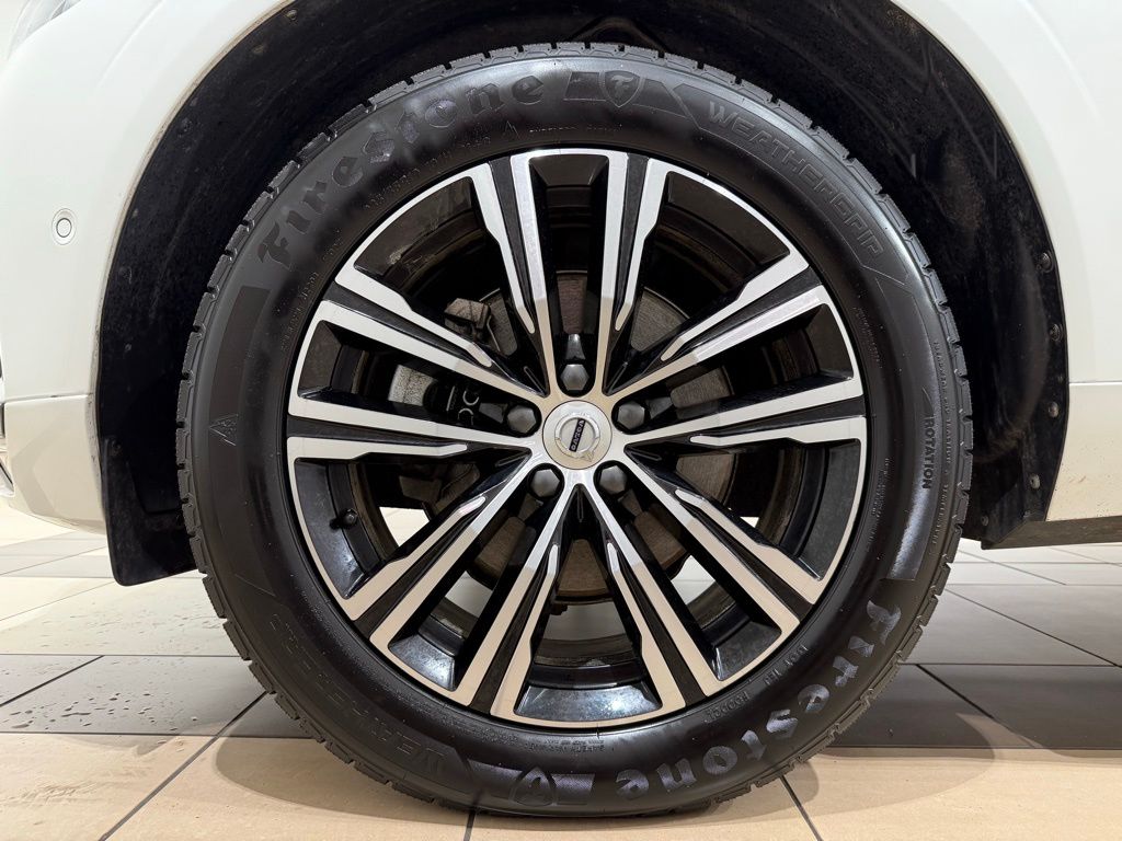 Thumbnail: 2022 Volvo XC60 - 9