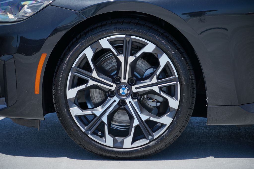 Thumbnail: 2026 BMW 2 Series - 5