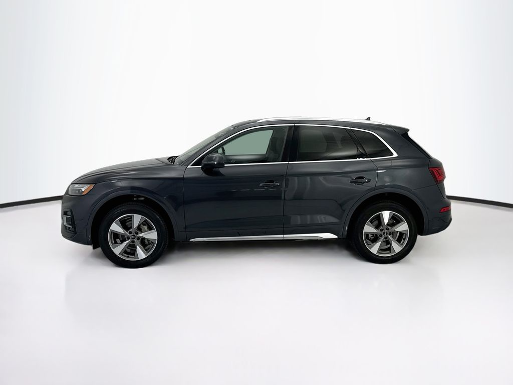 Thumbnail: 2023 Audi Q5 - 8