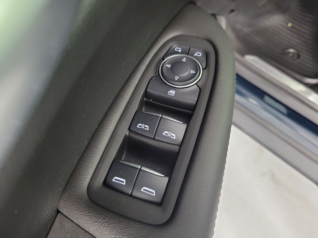 2024 Cadillac XT5 Luxury Green at Tom Peacock Cadillac