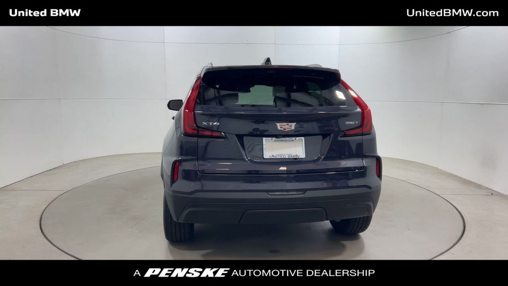 2024 Cadillac XT4 Luxury 7