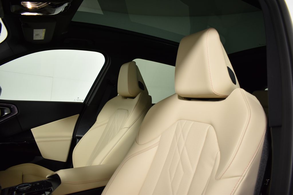 Thumbnail: 2026 BMW X3 - 16