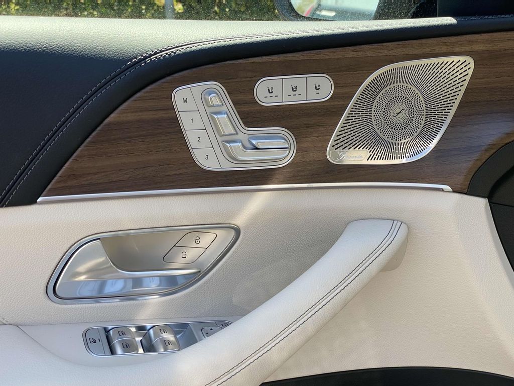 2025 Mercedes-Benz GLE 350 17