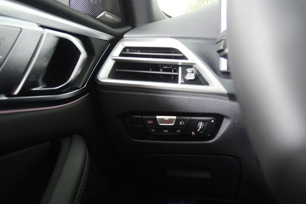 Thumbnail: 2026 BMW M4 - 17