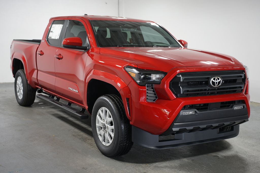 2025 Toyota Tacoma SR5 3