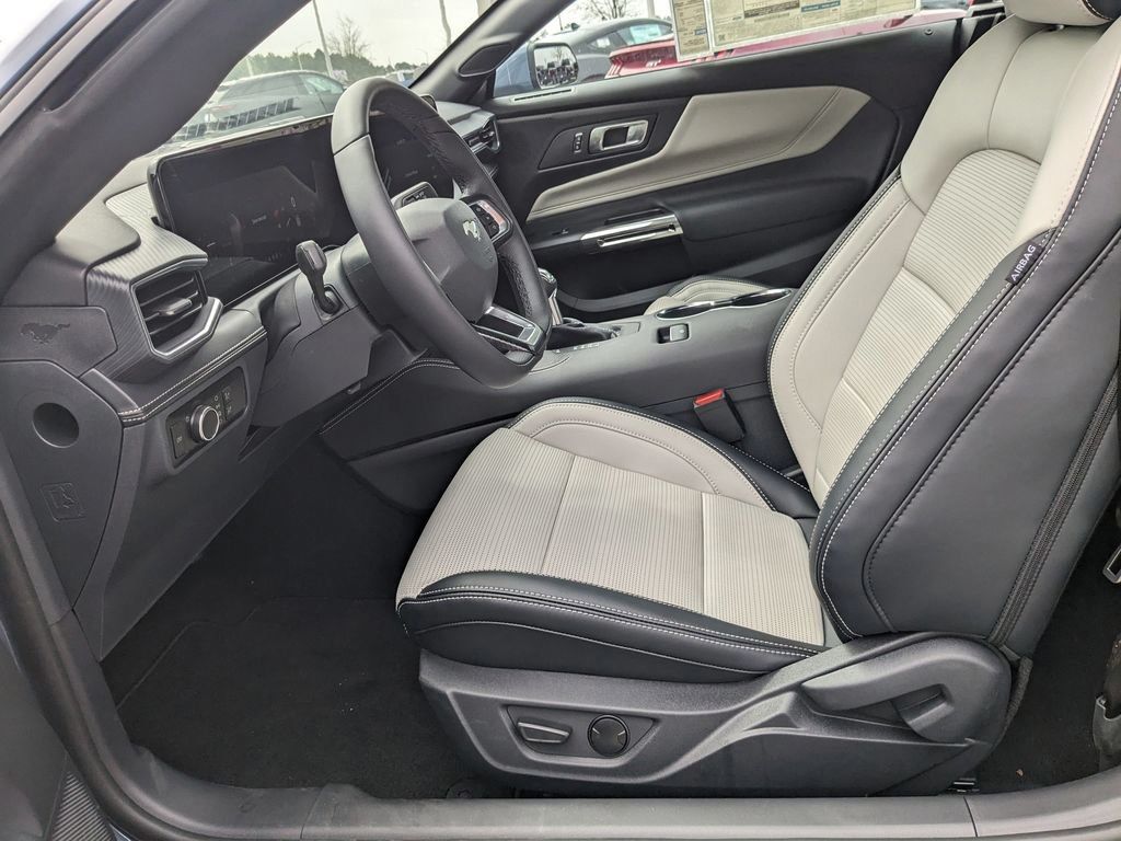 2025 Ford Mustang EcoBoost Premium
